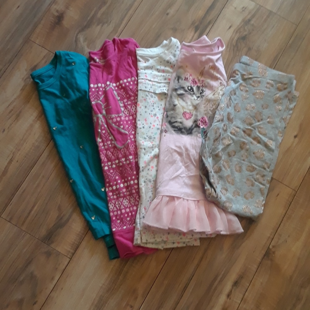 4long sleeves and 1leggings